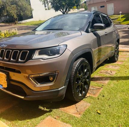 JEEP COMPASS 2.0 16V FLEX LIMITED AUTOMÁTICO JEEP COMPASS 2.0 16V FLEX LIMITED AUTOMÁTICO